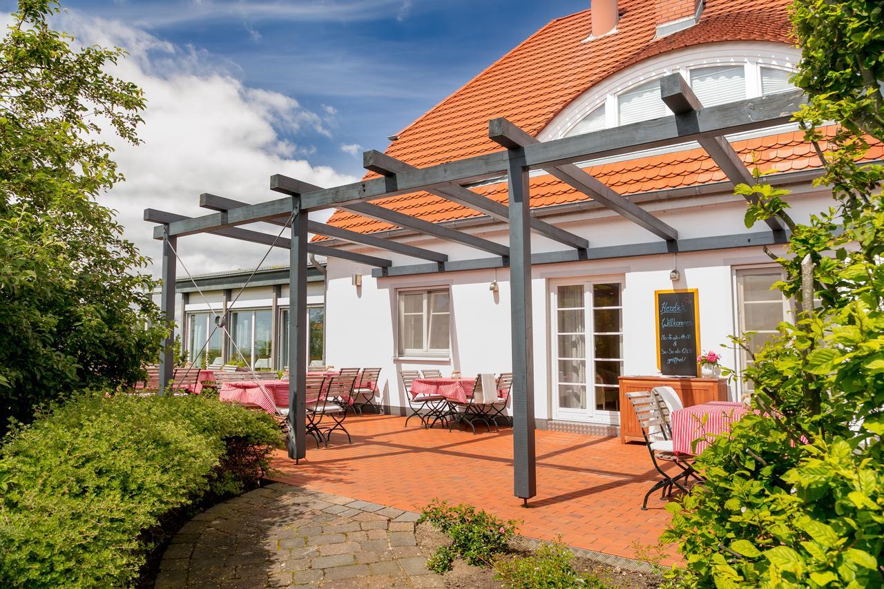 H.W.S. Hotel Der Wilde Schwan Sagard Ngoại thất bức ảnh